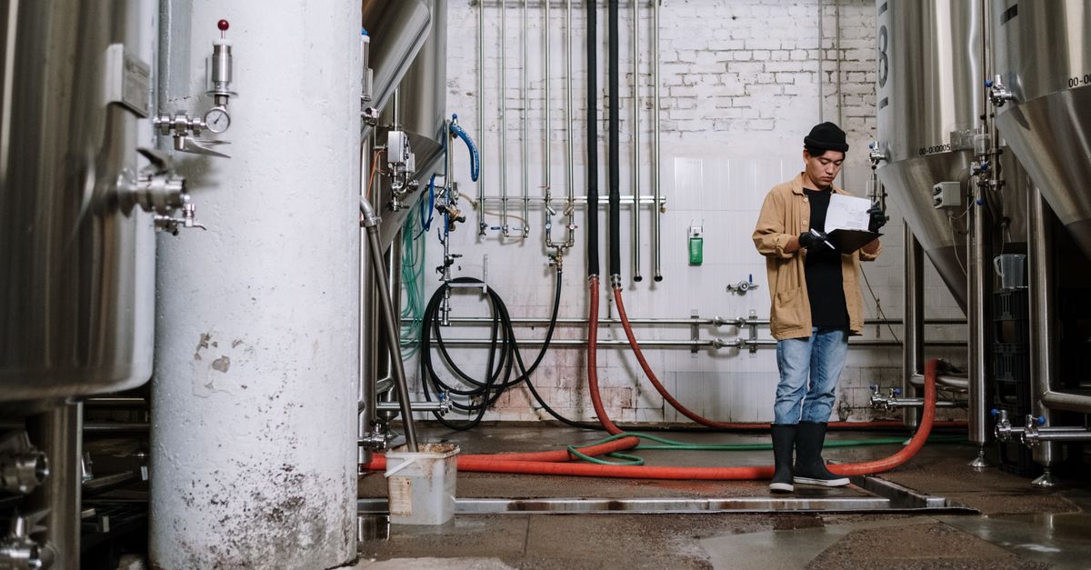 Home Brew Fermentation: How to Tell When Your Beer Is Ready to Bottle in 2026