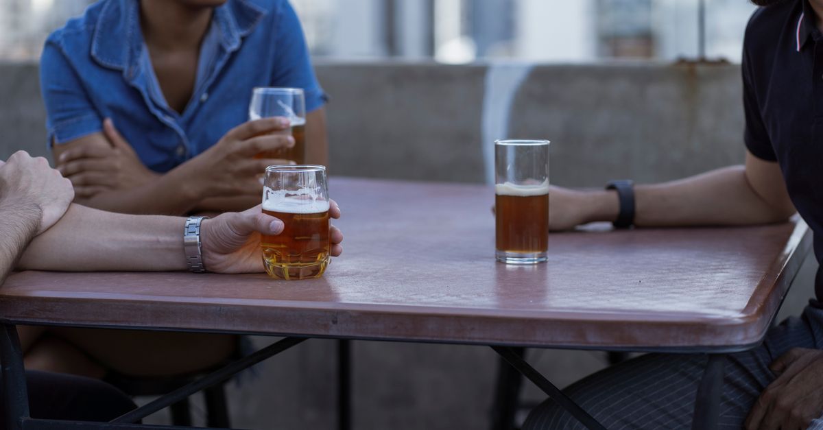 The Best Non-Alcoholic Beer in the UK 2026: Ranked by Flavour, Method and Value